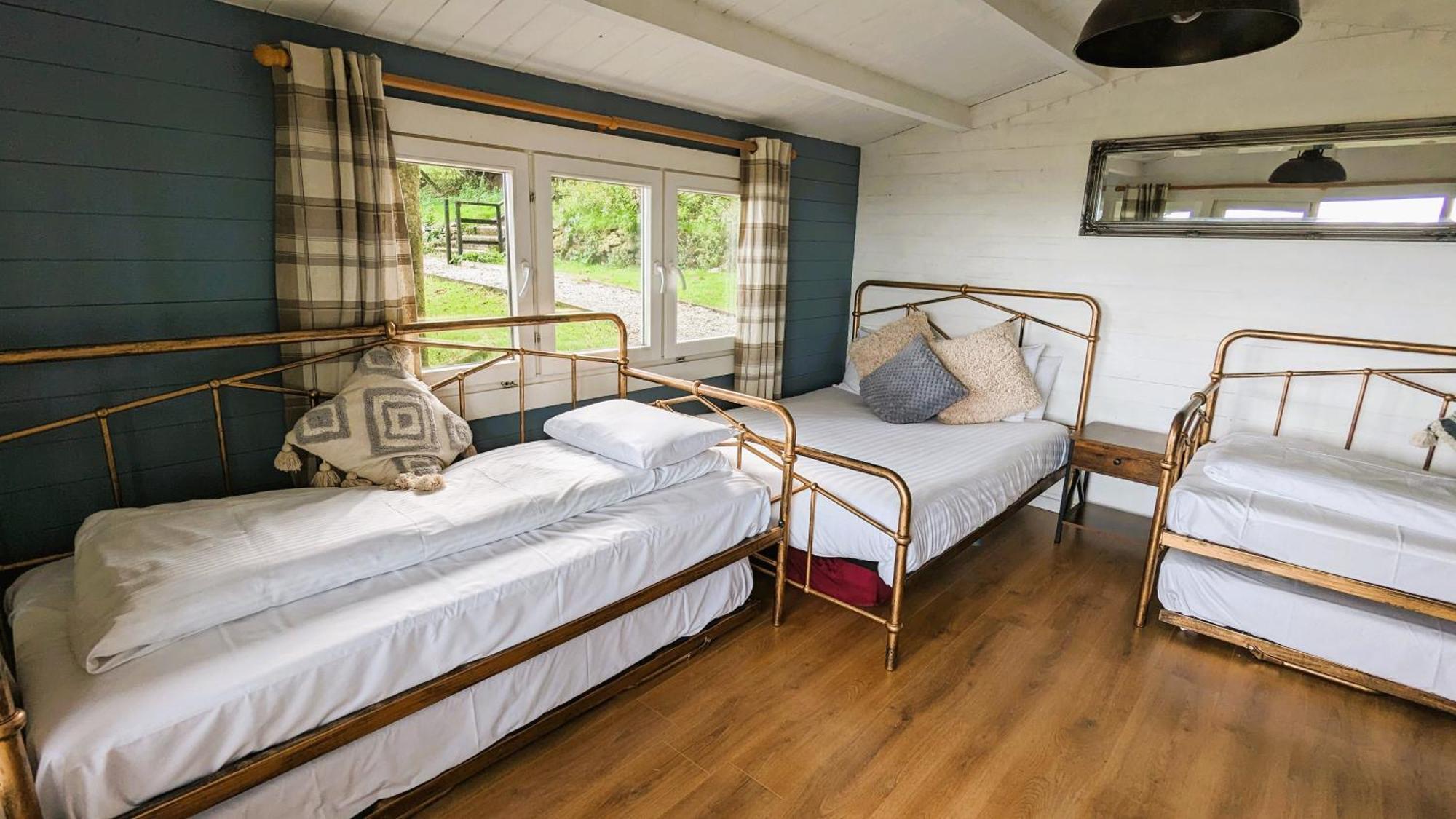 Wheal Tor Hotel & Glamping Лискерд Экстерьер фото